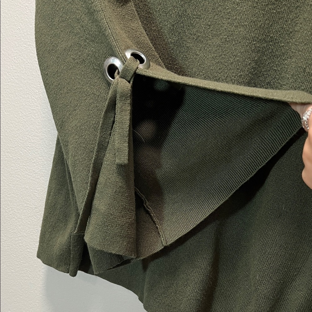 Green Faded Glory Sweater with Bell Sleeves - Picture 7 of 15